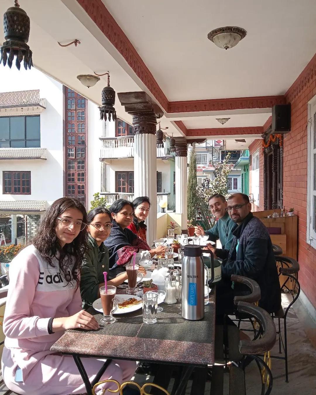 Chef House Resort Katmandu Eksteriør billede